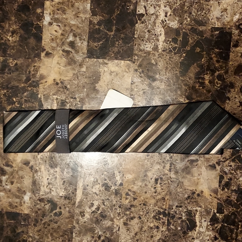 Men's tie